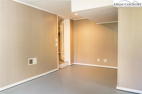 331 Highland Ave, Boone, NC 28607 photo 23