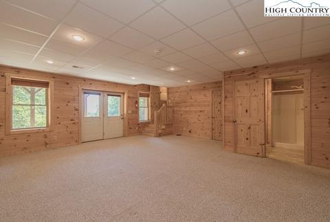 1074 Pepper Bush Rd, Purlear, NC 28665 photo 32