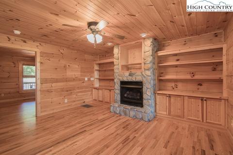 1074 Pepper Bush Rd, Purlear, NC 28665 photo 12