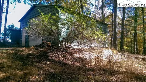 616 White Pine Dr, Ennice, NC 28623 photo 18