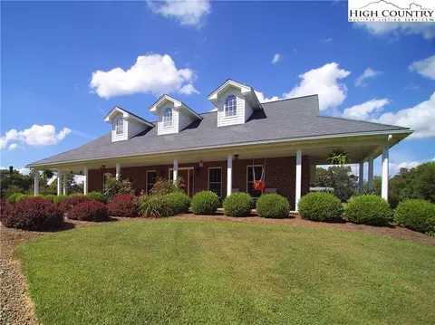 931 Graystone Rd, Independence, VA 24348 photo 1