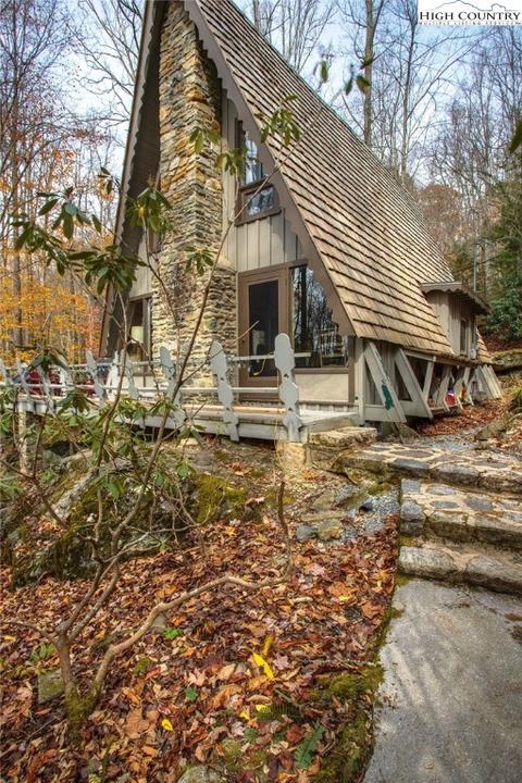 316 Cherry, Boone, NC 28607 photo 3
