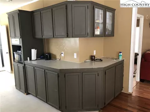 3017 Three Top Rd, Creston, NC 28615 photo 6