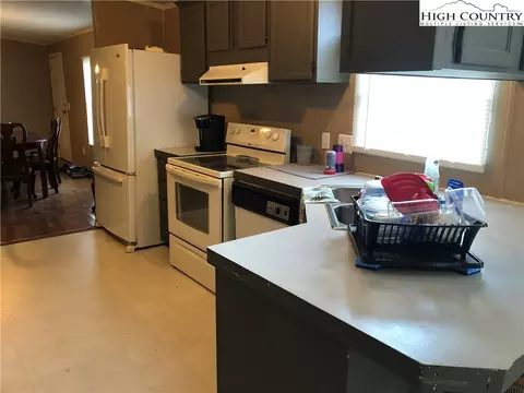 3017 Three Top Rd, Creston, NC 28615 photo 7
