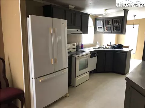 3017 Three Top Rd, Creston, NC 28615 photo 5