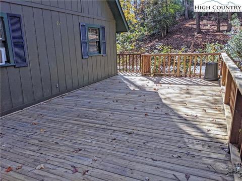 751 Horse Shoe Ridge E Rd, Deep Gap, NC 28618 photo 3
