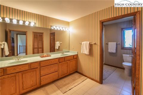 314 High Willhays, Boone, NC 28607 photo 17