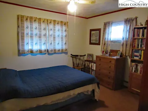 261 Mountain View Rd, Jefferson, NC 28640 photo 11