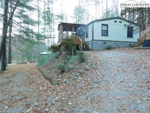 595 Watson Dr, Boone, NC 28607 photo 3