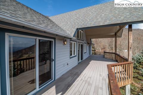 389 Skiview Rd, Seven Devils, NC 28604 photo 15