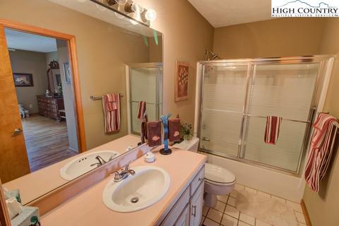 389 Skiview Rd, Seven Devils, NC 28604 photo 23