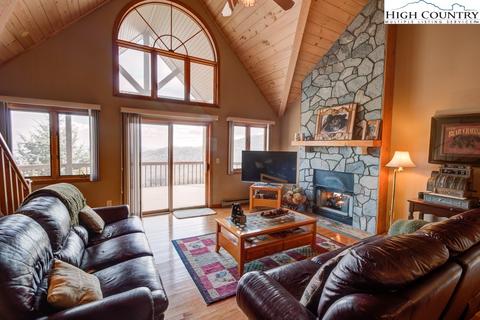 389 Skiview Rd, Seven Devils, NC 28604 photo 1