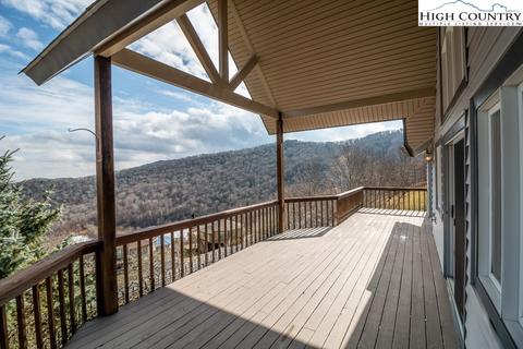 389 Skiview Rd, Seven Devils, NC 28604 photo 13