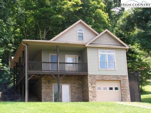 113 Poplar Leaf Dr, Vilas, NC 28692 photo 1