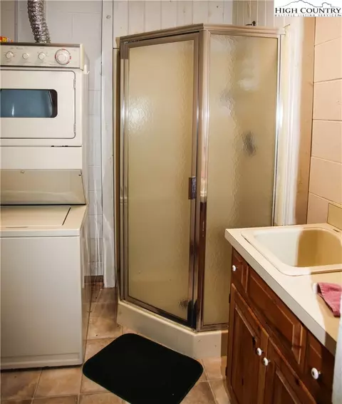 1288 Meadow Rd, Ferguson, NC 28624 photo 15
