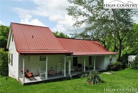 429 Joe Farthing Rd, Sugar Grove, NC 28679