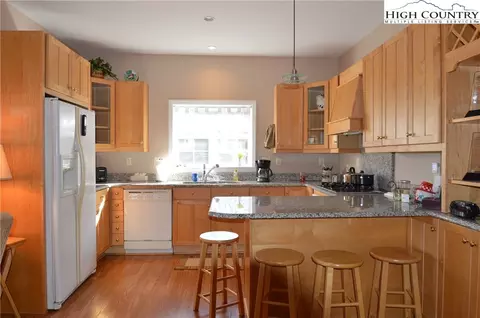 128 Cahn Rd, Sparta, NC 28675 photo 9