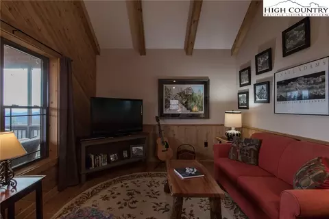 4091 Staghorn Rd, Purlear, NC 28665 photo 10