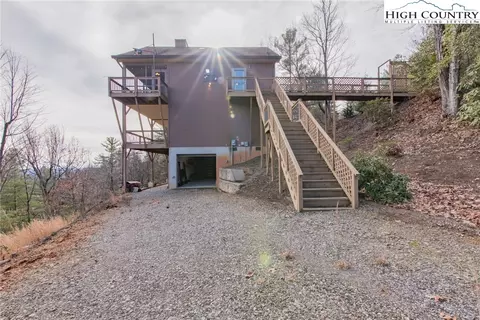 4091 Staghorn Rd, Purlear, NC 28665 photo 42