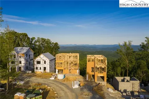 201 Silver Feather Ct, Boone, NC 28607 photo 3