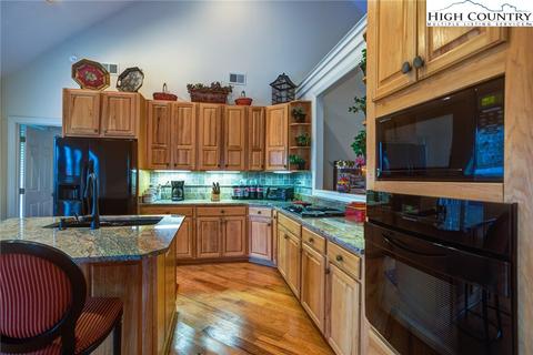 595 Chestnut, Boone, NC 28607 photo 10