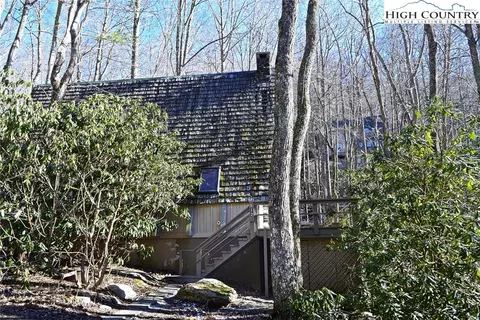 512 Cherry Ln, Boone, NC 28607 photo 8