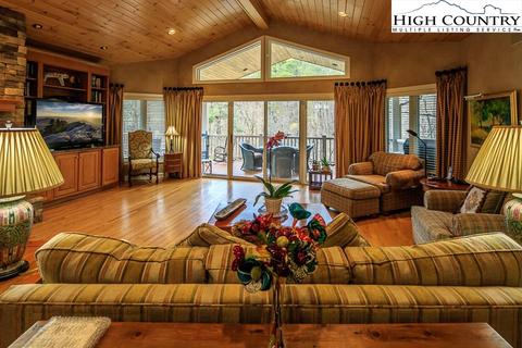 2450 Hickory Rd, Boone, NC 28607 photo 10