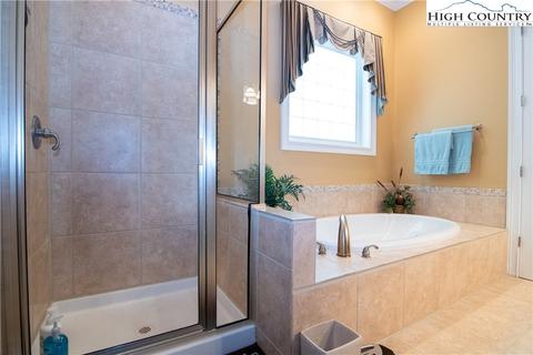 127 Wimbledon Dr, Roaring Gap, NC 28668 photo 21