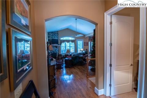 127 Wimbledon Dr, Roaring Gap, NC 28668 photo 9