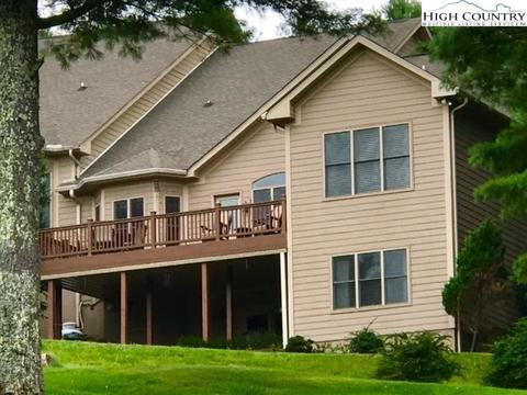 127 Wimbledon Dr, Roaring Gap, NC 28668 photo 1