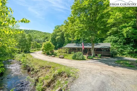 268 William T Calloway Rd, Todd, NC 28684 photo 2