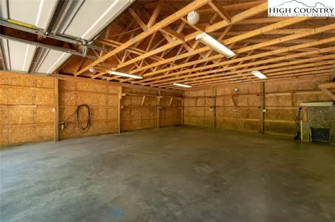 268 William T Calloway Rd, Todd, NC 28684 photo 32