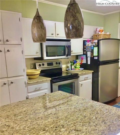 215 Grandview Hts, Boone, NC 28607 photo 8