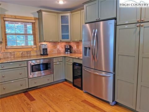 632 Grousemoor Rd, Deep Gap, NC 28618 photo 6