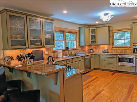 632 Grousemoor Rd, Deep Gap, NC 28618 photo 10