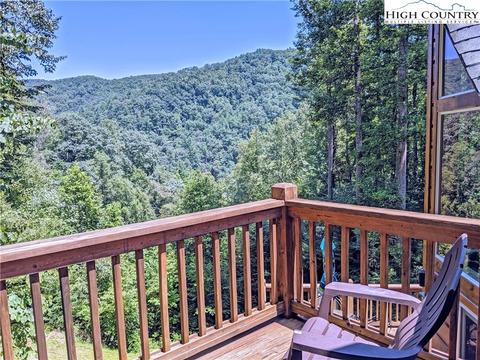 632 Grousemoor Rd, Deep Gap, NC 28618 photo 2