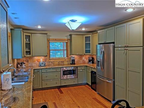 632 Grousemoor Rd, Deep Gap, NC 28618 photo 7