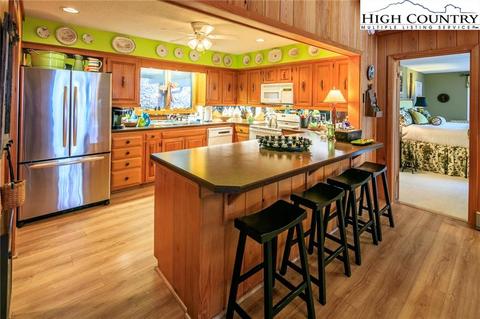200 Hemlock, Boone, NC 28607 photo 17