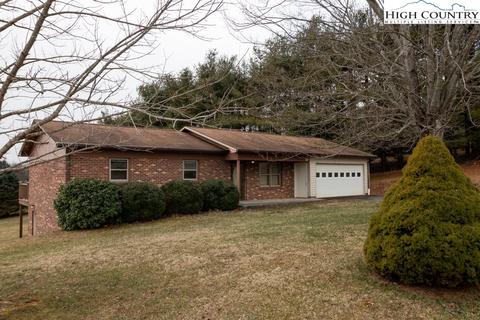 278 Tedder Rd, Sparta, NC 28675 photo 2