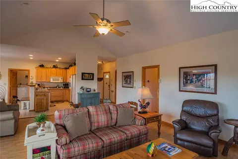835 Green Meadows Dr, Todd, NC 28684 photo 27