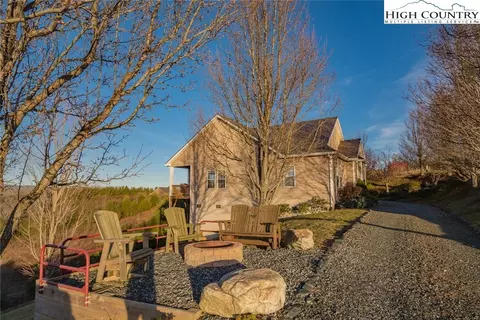 835 Green Meadows Dr, Todd, NC 28684 photo 1