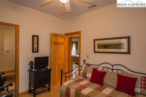 835 Green Meadows Dr, Todd, NC 28684 photo 34