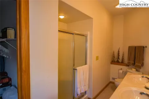 835 Green Meadows Dr, Todd, NC 28684 photo 11