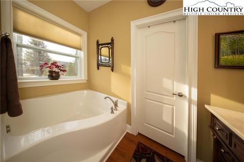 936 State View Rd, Boone, NC 28607 photo 17