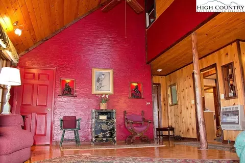 1050 Forest Trl, Independence, VA 24348 photo 6