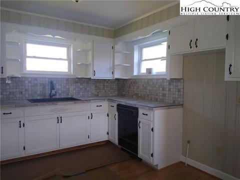 56 Choate, Sparta, NC 28675 photo 6