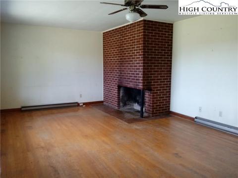 56 Choate, Sparta, NC 28675 photo 3