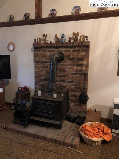 450 Ward Circle Dr, Sparta, NC 28675 photo 20