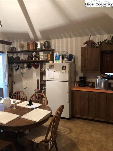 450 Ward Circle Dr, Sparta, NC 28675 photo 30