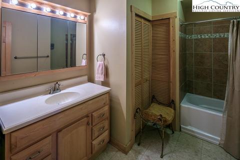 151 Stardance Trl, Deep Gap, NC 28618 photo 36